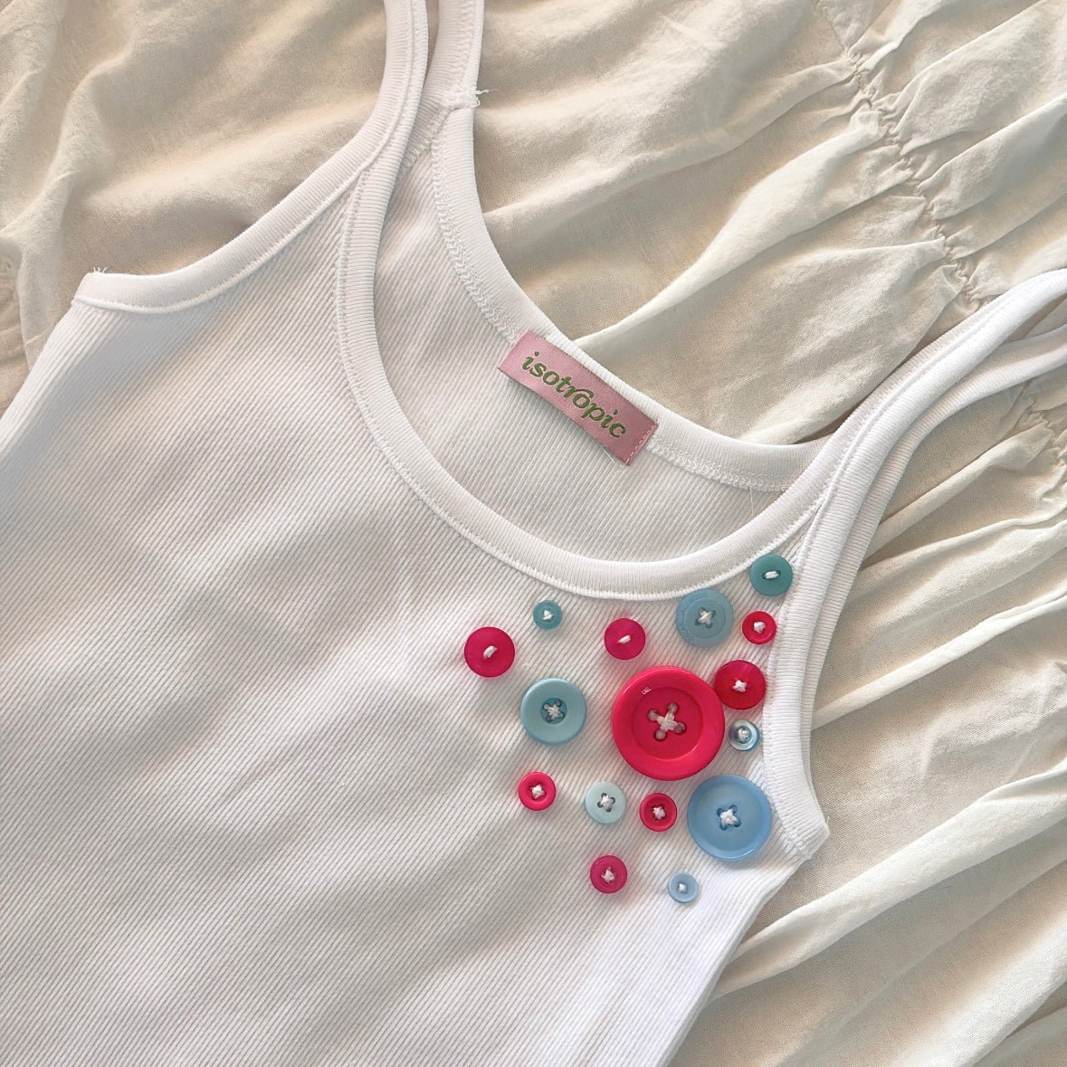 felicia button tank