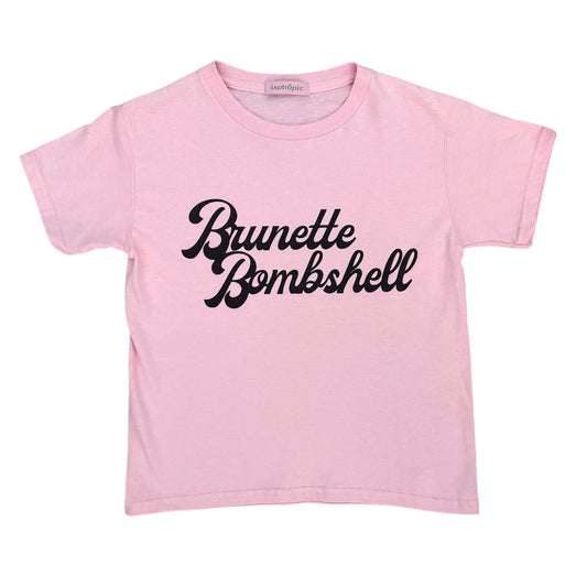 brunette bombshell tee